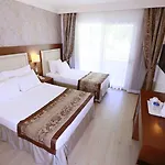 图伦克度假村酒店 酒店 5*