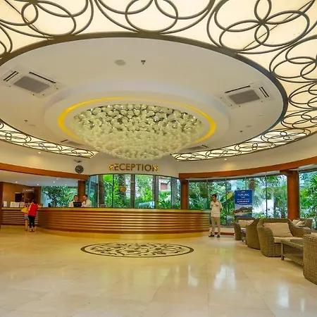 Turunc Resort Hotel מלון 5*