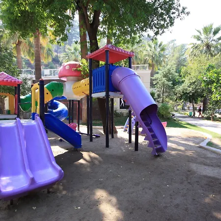Отель Turunc Resort Hotel Турунч