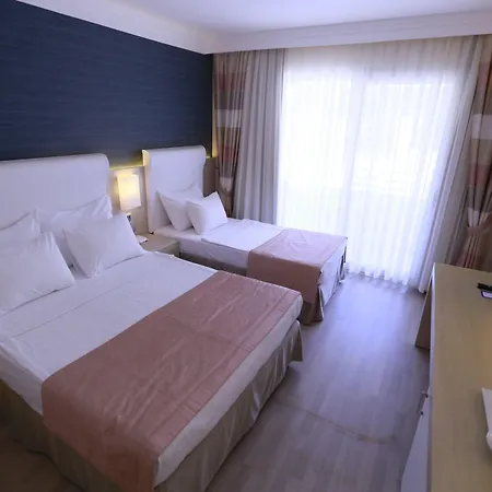 Отель Turunc Resort Hotel 5*