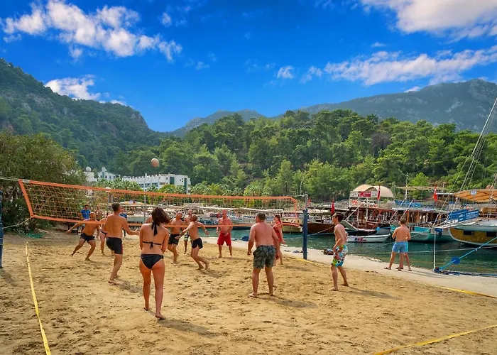 Отель Turunc Resort Hotel Турунч