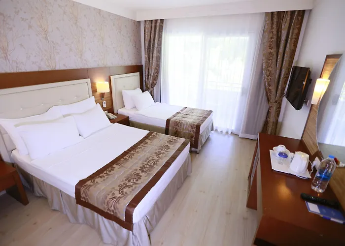 Turunc Resort Hotel Otel 5*